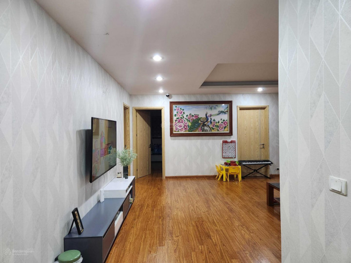 Chính chủ bán CHCC Ngoại Giao Đoàn, Tòa N01T3, 3 phòng ngủ, 2 vệ sinh, 120m2