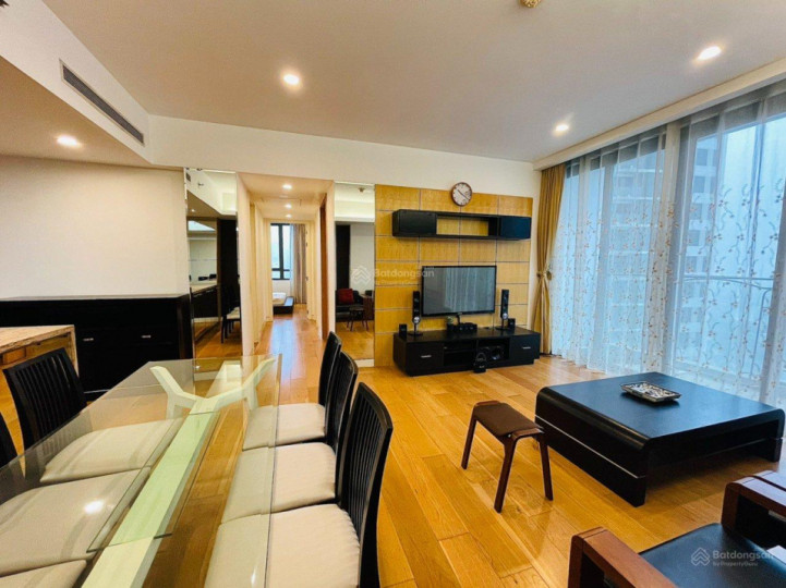Cho thuê căn hộ 4PN - 217m2 -  Full đồ cao cấp tòa Indochina - Xuân Thủy, Cầu Giấy. LH 0523559679