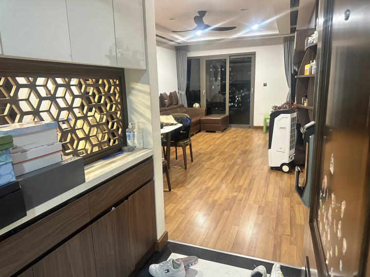 Báo giá chuẩn 100% Home City Trung Kính, tư vấn chân thành, nhận nhà ngon lành, liên hệ Hoàng Anh: 0523535828 