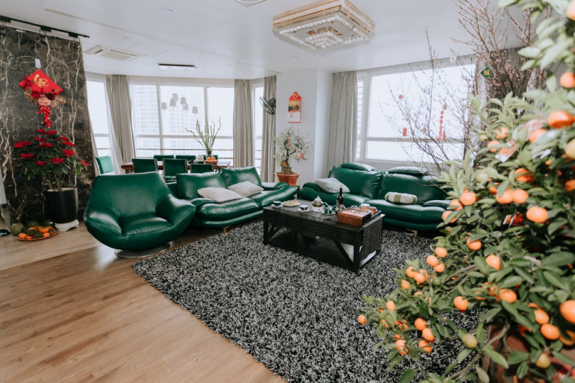 Bán CHCC 130m2, 3PN2VS giá 5.6 tỉ Làng Quốc Tế Thăng Long, 72 Trần Đăng Ninh, Dịch Vọng Cầu Giấy