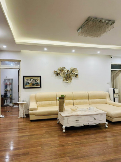 Chuyển nhà lên 3 ngủ, bán gấp căn 2n2vs, tầng trung, tòa R3 Goldmark City, giá 3,2 tỷ