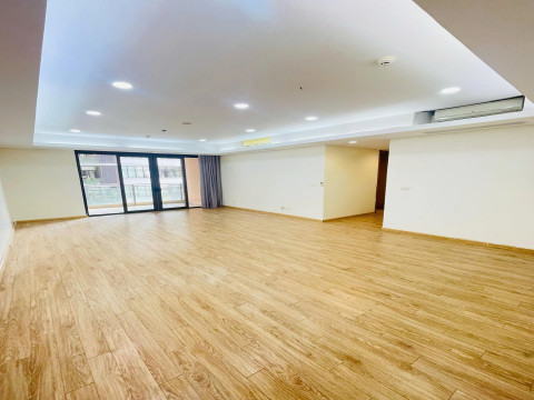 Cho thuê căn 4PN, 191m2, duy nhất tại Dolphin, sẵn slot, có cho làm văn phòng luôn. Liên hệ: 0852.111.838
