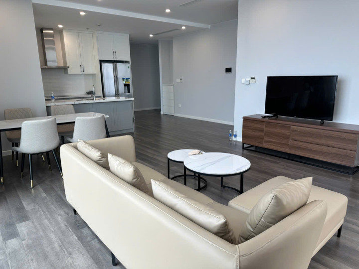 Cho thuê căn hộ 3 phòng ngủ full đồ The Nine Tower Phạm Văn Đồng, giá chỉ 24,5 triệu/tháng